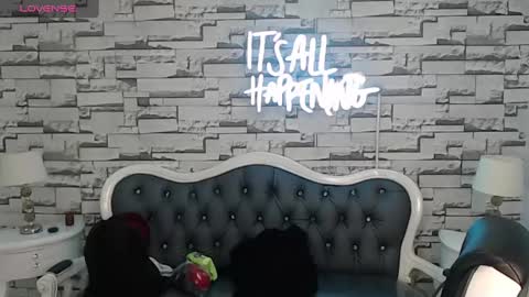 Stephania online show from February 11, 10:59 am