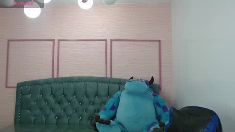 Stephania online show from February 22, 10:18 am