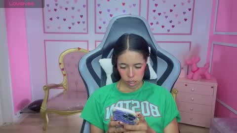 Stephania online show from February 9, 12:20 pm