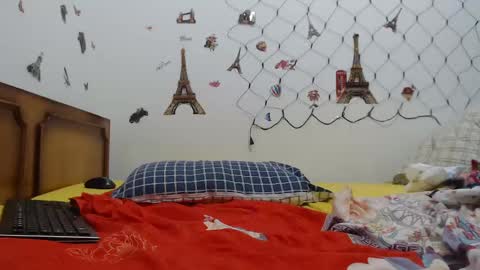 Stephanie   online show from January 11, 6:44 pm