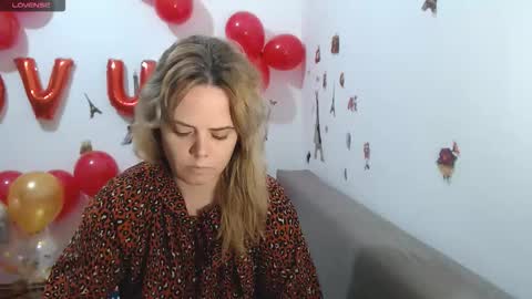 Stephanie   online show from February 17, 11:18 am