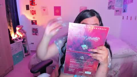 Stephanie  online show from December 28, 10:34 pm