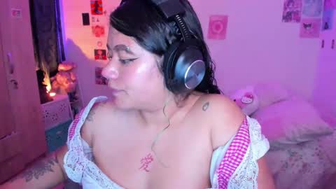 Stephanie  online show from December 30, 2:09 am