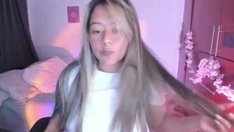 Stephanie  online show from September 28, 12:16 am