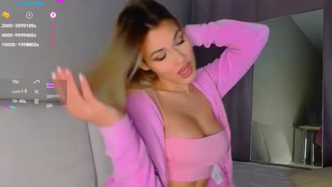 Snapshot of stephany_luxe chatting on January 25, 1:54 am Stephany online show from January 25, 1:54 am