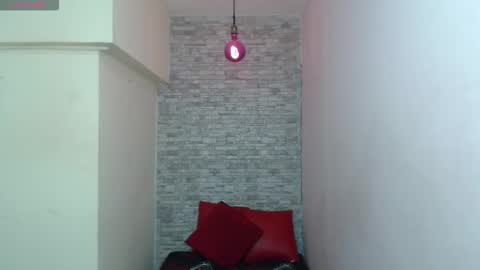 stephany_rodriguez_ online show from October 24, 11:06 am