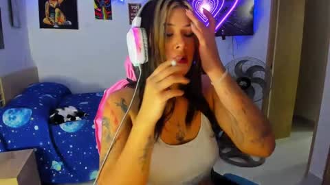 Stephany  independient model  online show from January 18, 12:57 am