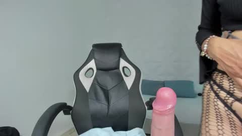 S T E P H A N Y A online show from February 26, 2:48 am