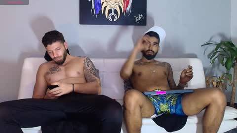 Snapshot of stephenbrown_ chatting on December 17, 6:02 am ................ online show from December 17, 6:02 am