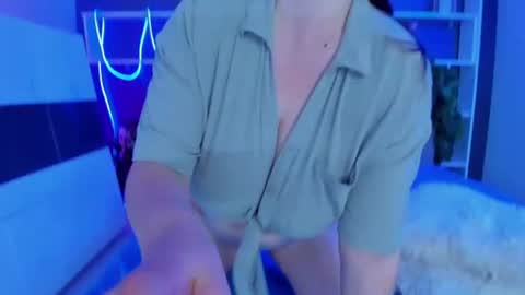 Snapshot of stephierousee chatting on July 11, 5:54 am Stephie online show from July 11, 5:54 am