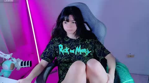 stephy online show from April 15, 1:12 am