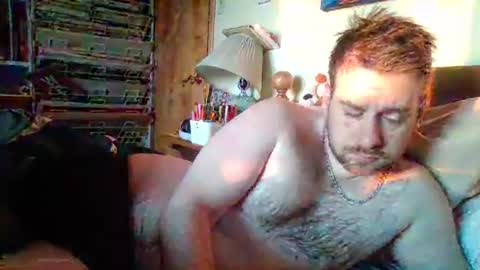 Snapshot of sterben13v chatting on June 3, 9:45 am Ian23602 online show from June 3, 9:45 am