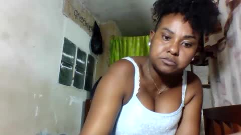Snapshot of sterina0102 chatting on February 13, 6:59 pm sterina0102 online show from February 13, 6:59 pm