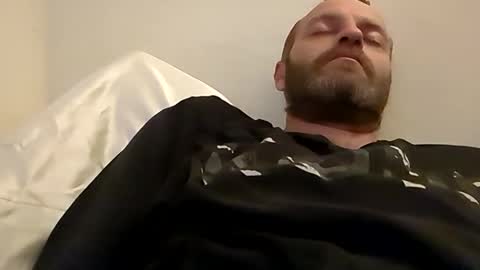 sterng123 online show from December 7, 1:58 am