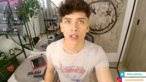 Stev austin  online show from February 15, 9:22 pm