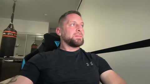 steve897819 online show from October 20, 1:28 am