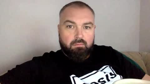 steve__1980 online show from November 17, 9:04 am