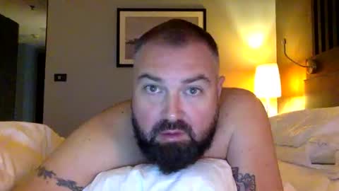 steve__1980 online show from December 17, 11:11 pm