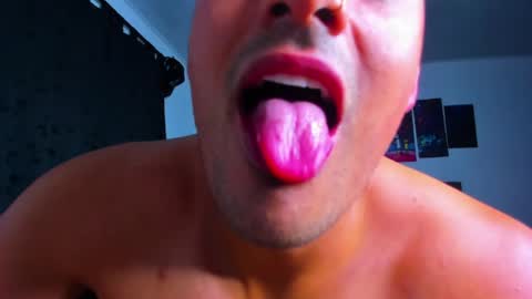 steve_coltt online show from April 28, 2:27 am