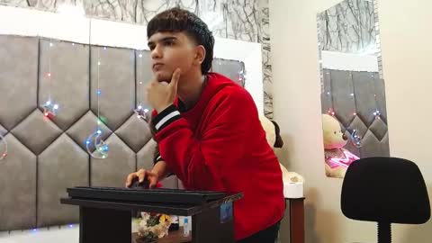 Steve Hotman  online show from March 31, 12:38 pm