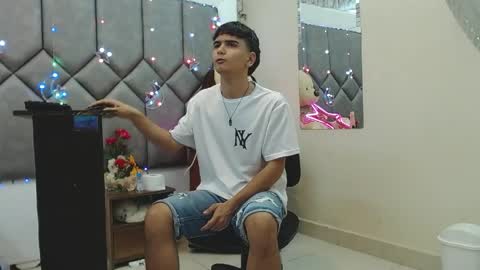 Steve Hotman  online show from April 3, 1:20 pm