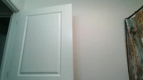 Snapshot of steved6001 chatting on January 22, 9:24 am steved6001 online show from January 22, 9:24 am