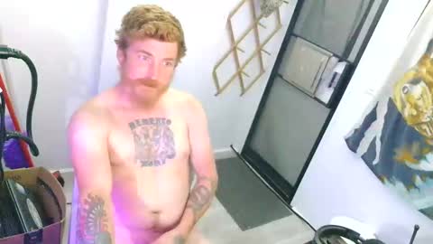 Snapshot of stevejames666 chatting on September 17, 12:34 am stevejames666 online show from September 17, 12:34 am