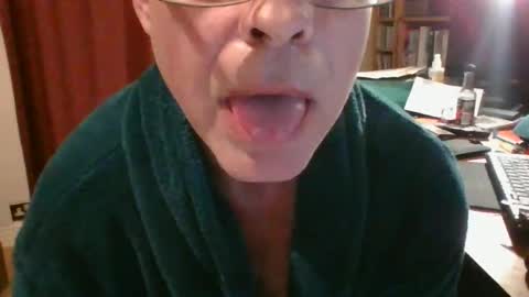 stevejm3740 online show from December 22, 1:34 am