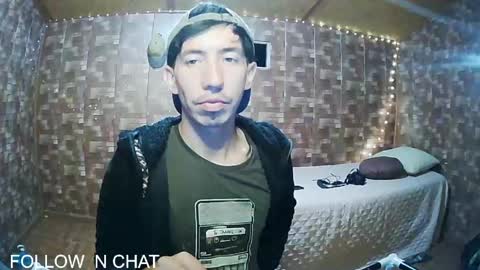 Snapshot of stevenbrookless chatting on May 10, 11:21 pm Steve online show from May 10, 11:21 pm