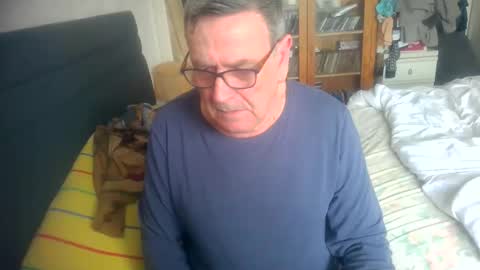 Snapshot of stevencharles54 chatting on March 16, 10:19 am slave for computer control online show from March 16, 10:19 am