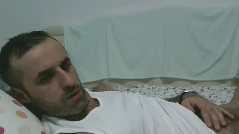 Snapshot of stevenpit chatting on December 17, 8:54 pm stevenpit online show from December 17, 8:54 pm
