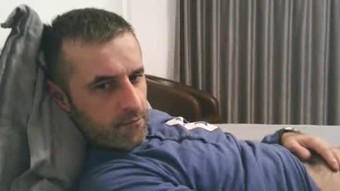 Snapshot of stevenpit chatting on December 18, 5:26 am stevenpit online show from December 18, 5:26 am