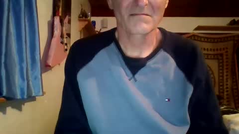 steviehard7 online show from March 10, 4:38 am