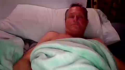 steviehard7 online show from October 14, 8:48 am