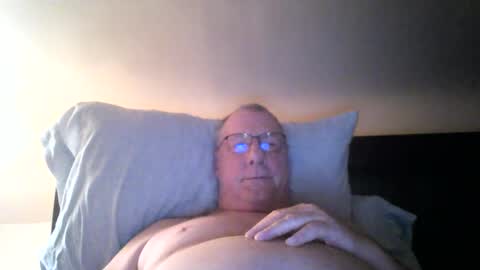 Snapshot of stew1014 chatting on January 10, 9:44 am bobby online show from January 10, 9:44 am