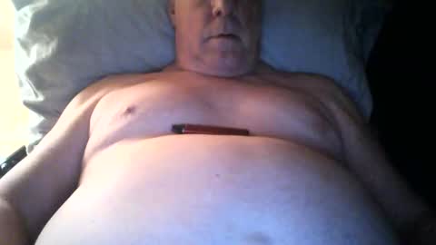 Snapshot of stew1014 chatting on January 24, 9:49 am bobby online show from January 24, 9:49 am