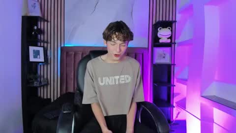 Sthepano  online show from July 24, 3:48 am
