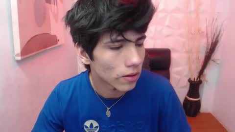 Stich online show from February 26, 1:21 pm