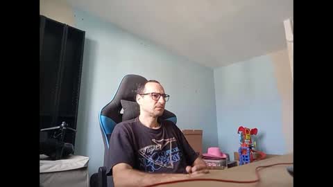 Snapshot of stickolive1 chatting on September 10, 8:58 am stickolive1 online show from September 10, 8:58 am