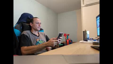 Snapshot of stickolive1 chatting on October 7, 9:45 pm stickolive1 online show from October 7, 9:45 pm