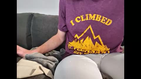 Snapshot of stickymouse45 chatting on January 8, 6:05 am stickymouse45 online show from January 8, 6:05 am