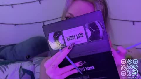 stillsweety online show from February 11, 10:15 pm