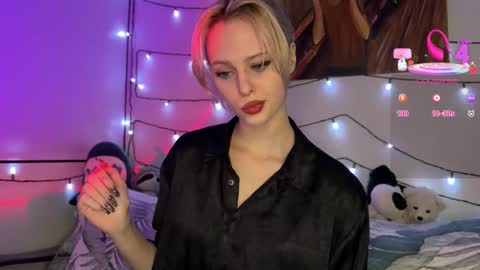 stillsweety online show from March 11, 4:35 pm