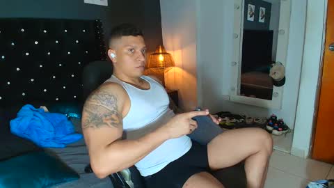 stily online show from September 23, 3:20 am