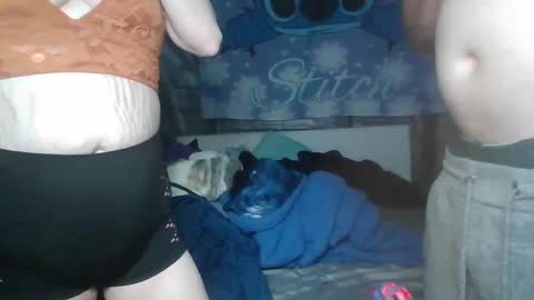 Tasha and Drew online show from March 5, 9:38 am