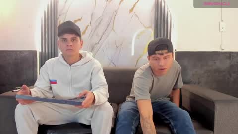 friends online show from April 2, 4:10 am