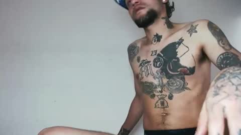 Snapshot of stivenunivers996 chatting on December 6, 11:11 am stiven online show from December 6, 11:11 am