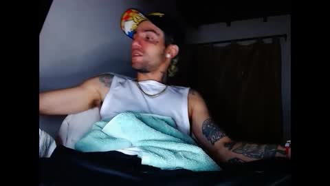 Snapshot of stivenunivers996 chatting on February 5, 4:27 am stiven online show from February 5, 4:27 am