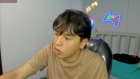 Stiwen online show from November 5, 4:18 pm