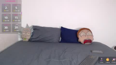 Stone Lee  online show from March 15, 12:22 pm